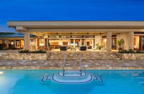 Honalo House | Lokahi Orchards - 5 bedroom mountain retreat in Kona