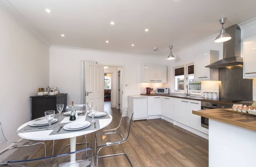 Chiswick Riverside House | London House, Chiswick, Luxurious, 3 Large Beds - 4 x Bath - GREAT PLACE TO STAY