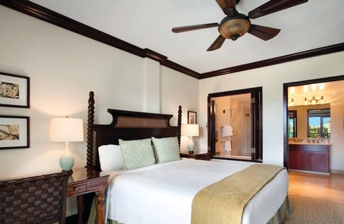 Wailua House | Look No Further! 4 Comfortable Units, Full Kitchen, Near Coconut Marketplace