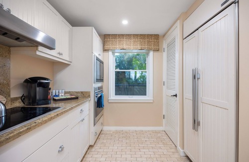 Kahuku Villa | Luxe Oceanfront 🐢Turtle Bay🐢 Beach Villa North Shore 4BR Sleeps 12 ★Pool, Spa★