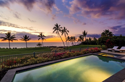 Keauhou House | 🌴Luxurious Oceanfront Home on Golf Course - Paradise Awaits - Holua Kai 7061🌴