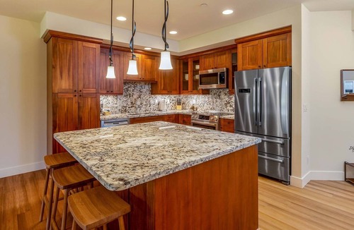 Poipu Condo | Luxury 3BR Poipu Paradise: Pool, Hot Tub, Gym, AC, Golf Course