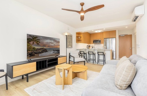 Ala Moana Condo | Luxury Ocean View High-Rise Condo at Sky Ala Moana w/Amazing Amenities