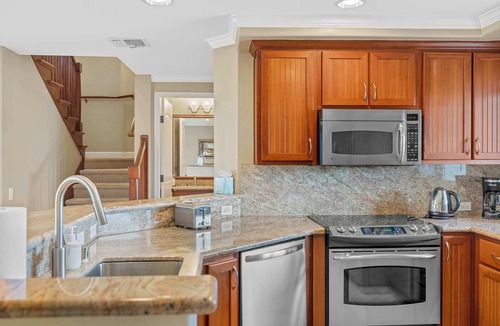Waikoloa Village Condo | Luxury Waikoloa Villa with Beach Access & Pool