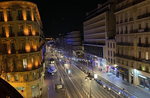 Noailles Condo | Magnificent 4* loft on the Canebière. Marseille, France. Air-conditioned. Autonomous arrival.