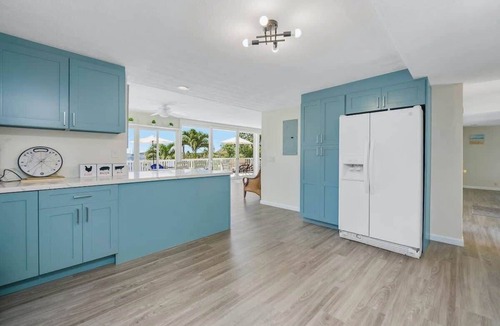 Kaneohe House | @ Marbella Lane - Luminous Seascape | Ocean View