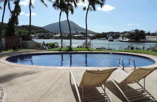 Hawaii Kai House | Marina front home with Makapuu Blue Swimming Pool.