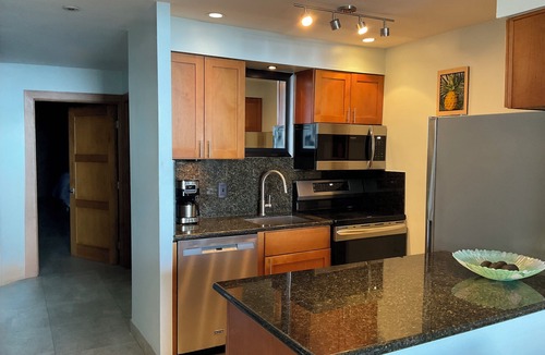 Historic Lahaina Front Street Condo | MAUI LAHAINA SHORES #105 OCEAN-BEACH FRONT SUITE 1 BED, 2 BATH GROUND FLOOR