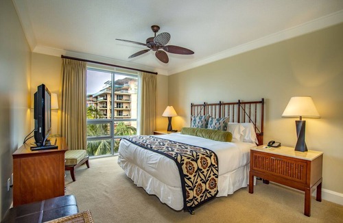 Honokowai Hotel | Maui Magic: Short Drive to Kaanapali Beach. Onsite Pool w/Water Slides, Parking