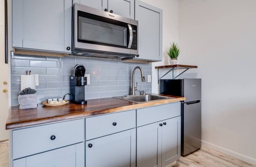 Wailuku Apartment | Maui Private Ground Floor Studio#12 mins from Airport