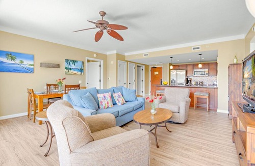 Kaanapali Condo | Maui Resort Rentals: Honua Kai - 4 Total Bedrooms, 5th floor Ocean AND West Maui Mountain Views