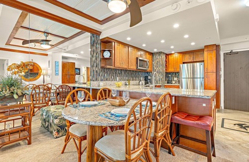 Kaanapali Condo | Maui Resort Rentals: The Whaler 212 - Gorgeous Remodel, 1BR/2BA w/Ocean and West Maui Mountain Views!