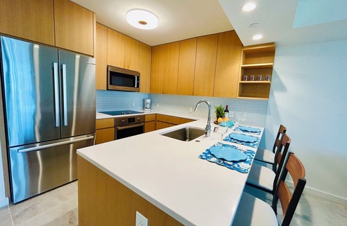Ala Moana Condo | "MODERN LUXURY WITH BEAUTIFUL OCEAN VIEW ON 30th FLOOR AT SKY ALA MOANA"