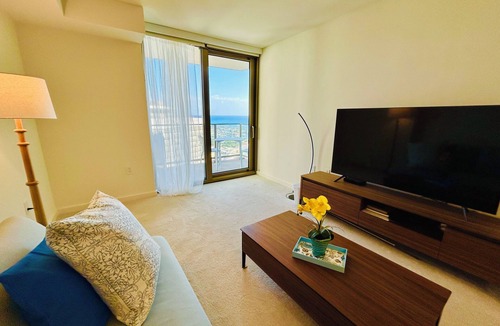 Ala Moana Condo | "MODERN LUXURY WITH BEAUTIFUL OCEAN VIEW ON 30th FLOOR AT SKY ALA MOANA"