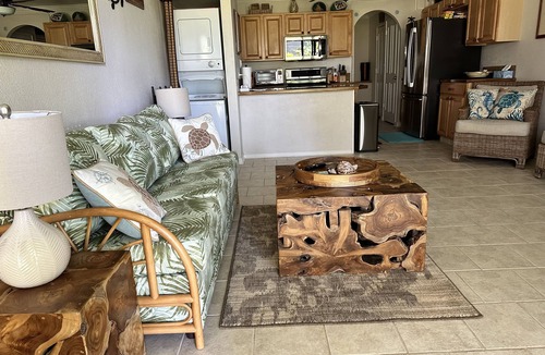 Ualapue Condo | Molokai Condo 2 Bedroom/1.5 Bath Sleeps 6