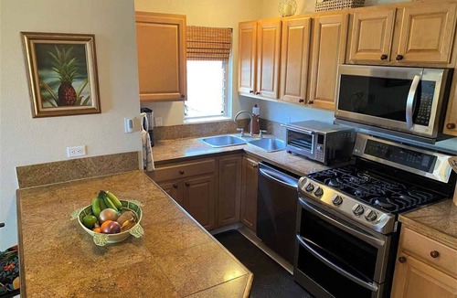 Ualapue Condo | Molokai Condo 2 Bedroom/1.5 Bath Sleeps 6