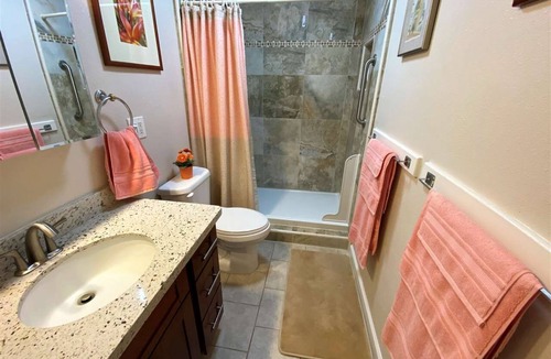 Ualapue Condo | Molokai Condo 2 Bedroom/1.5 Bath Sleeps 6
