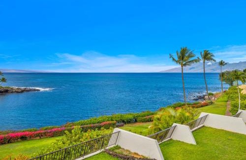 Napili Apartment | Napili Point 2 Free Rental Cars KBM Resorts Water Front 2 Units 4 Bedrooms ML-2096