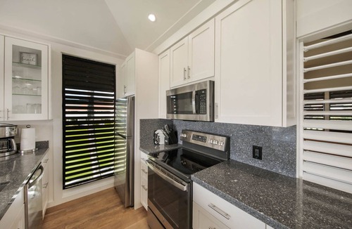 Poipu Condo | New Remodel & Rare Find #35 w/Oceanview, AC, and corner unit! Look no further!