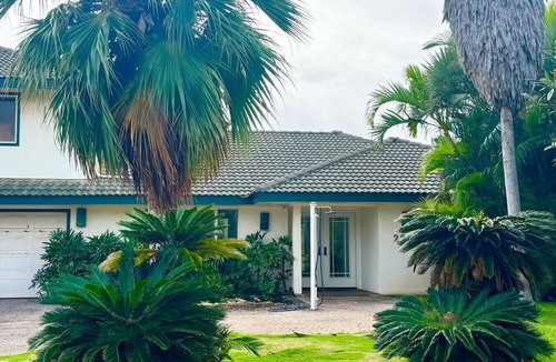 Bayview Apartment | New! Studio Suite with Pool by Beach with AC