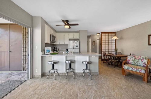 Kailua-Kona Condo | 🌴Newly updated ocean view condo located close to the ocean🌴