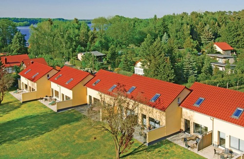 Pinnow House | Nice home in Pinnow with WiFi