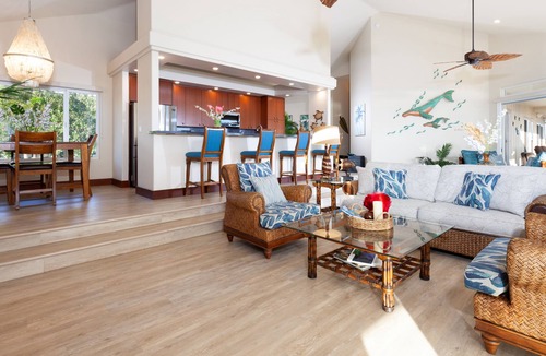 Kamuela House | NOV '26 Available! - INCREDIBLE 220 DEGREE OCEAN VIEW VILLA, SPA & FOUNTAIN POOL