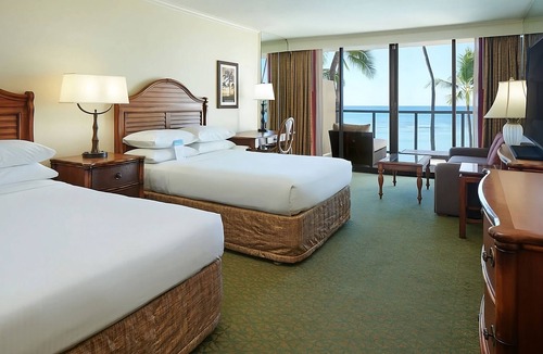 Waikiki Apartment | Oahu Dream! 3 Amazing Units, Minutes to Waikiki Aquarium, Waikiki Beach Walk