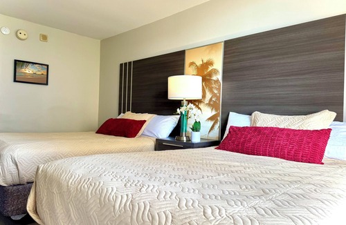 Waikiki Hotel | Ocean & Diamond Head-view studio in Waikiki