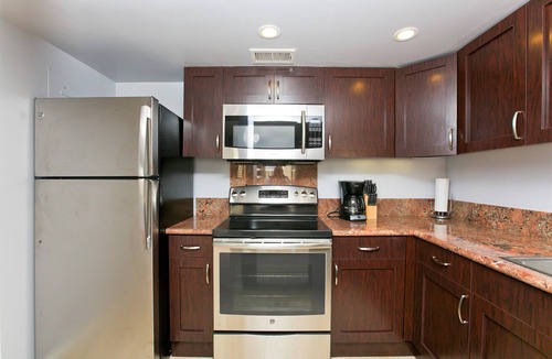 Waikiki Condo | Ocean & Lagoon Views. Don't miss out on our last-minute discounted rate offer!