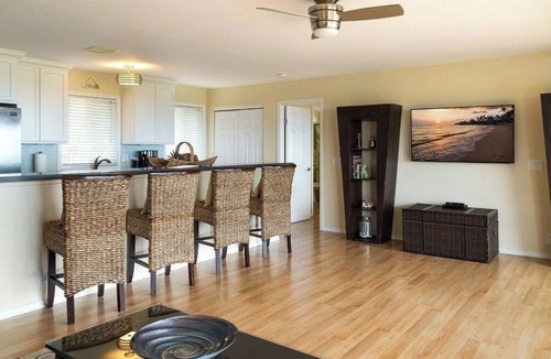 Bluffs House | Ocean View 3BR w ♨️ Hot Tub + AC in Waikoloa Village Beach Gear ⛱️