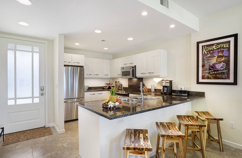 Kahaluu-Keauhou House | 🏖️Ocean View Kona Townhome w/Central AC Near Kahalu'u Beach