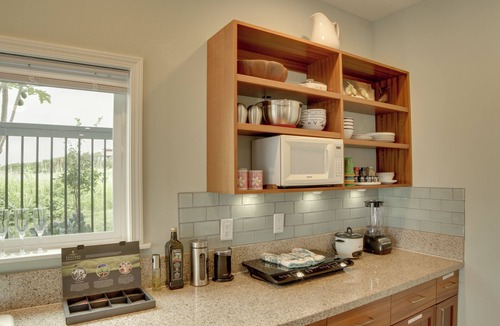 Discovery Harbour Apartment | Ocean View | Peaceful Sanctuary | Spa‑Style Shower