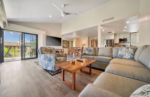 Wailea Condo | Ocean View Tranquility: Luxurious Condo with Spectacular Grounds - Elua #1104