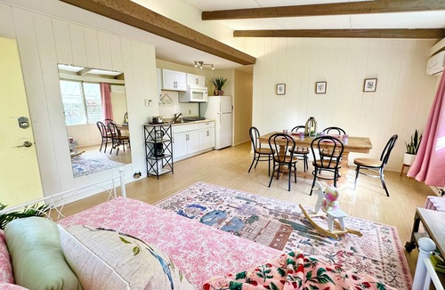 Ewa Beach Cottage | Oceanfront 2-Bedroom Retreat in Ewa Beach with AC, WiFi & Direct Beach Access