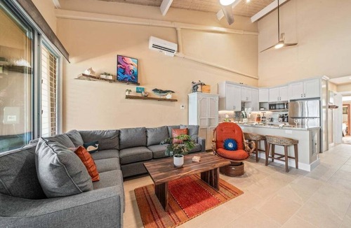 Honokowai Condo | OceanFront 2BD Whale Watching Retreat - Kulakane 307