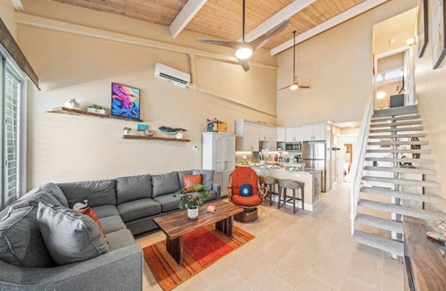 Honokowai Condo | OceanFront 2BD Whale Watching Retreat - Kulakane 307