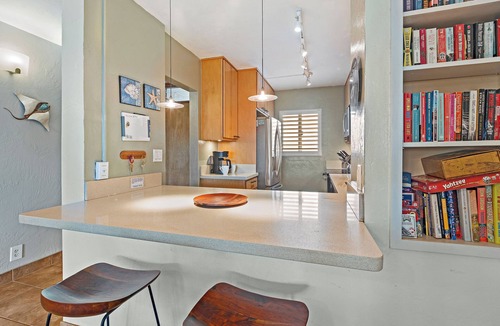 Kihei Condo | Oceanfront 2BR 2BA Kihei Maui–Stunning Lanai Sunsets, Beach Front, Turtles!