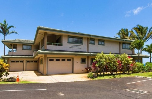 Princeville Condo | Oceanfront Air Conditioned Condo ~ Walk to Beach ~ Amazing Views