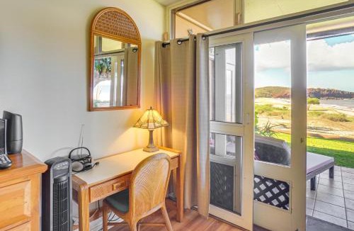 Maunaloa House | Oceanfront Condo w/Pool Access on Molokai!