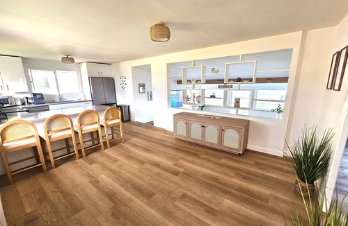 Ewa House | Oceanfront house in charming Ewa Beach with AC