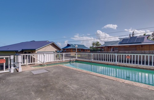 Keaau House | Oceanfront Keaau Gem: Ocean & Sunrise Views, Pool