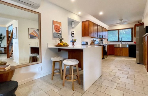 Kahaluu Bay House | 🏖️Oceanfront Kona Villa #11 Near Magic Sands | AC + Pool