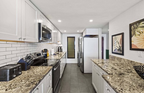 Maalaea Condo | Oceanfront Lauloa 106 - Ground Floor, Modern Renovation, Split-ac, Walk to Beach