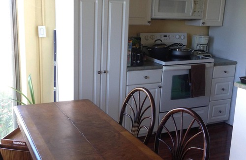 Kihei Condo | Oceanfront, Pool, Gym, Tennis, Hot Tub, Close to beach, Walk to shops!