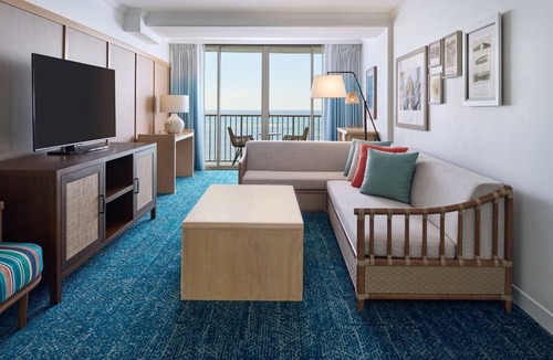Waikiki Resort | Oceanfront Suite with Private Balcony at OUTRIGGER Waikiki Beach Resort!