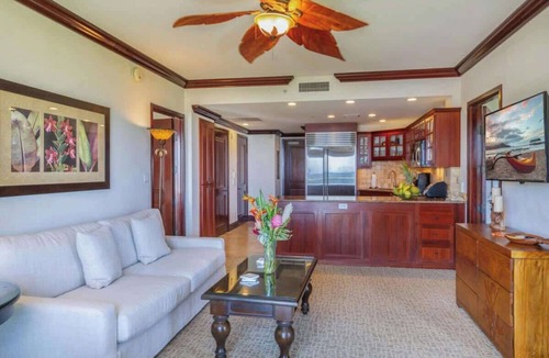 Wailua Apartment | Oceanside Luxury at the Resort