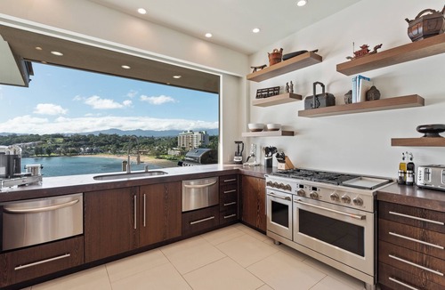 Lihue House | Oceanview Estate, Beach Access, 5 BR Retreat | Pali Kai Palace