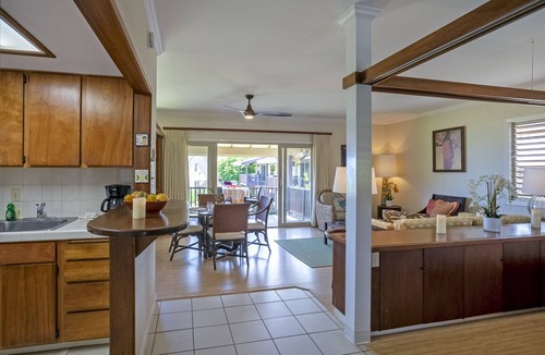 Wainiha Condo | Off-the-Beaten-Path! 2BR Beachfront Condo w/Amazing Views, Onsite Spa & More