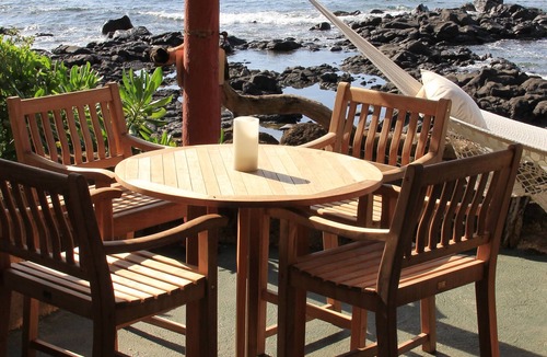 Waialee Apartment | ON THE SAND! Chuns Reef Beach House - Oceanfront Studio - A/C - Beach Toys
